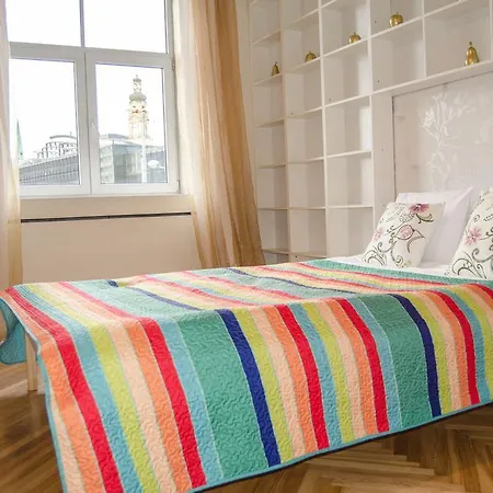 Apartment, Old Town, River View With Parking