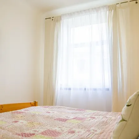 아파트 Apartment, Old Town, River View With Parking