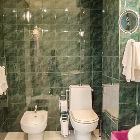 Apartment, Old Town, River View With Parking *